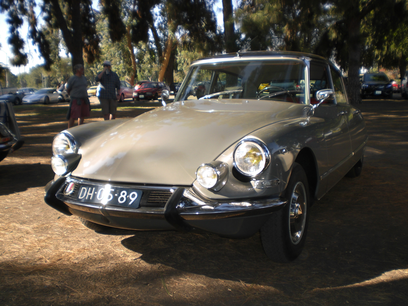 Illustration for article titled Cool French and Italian Cars in the Valley (Part Deux)